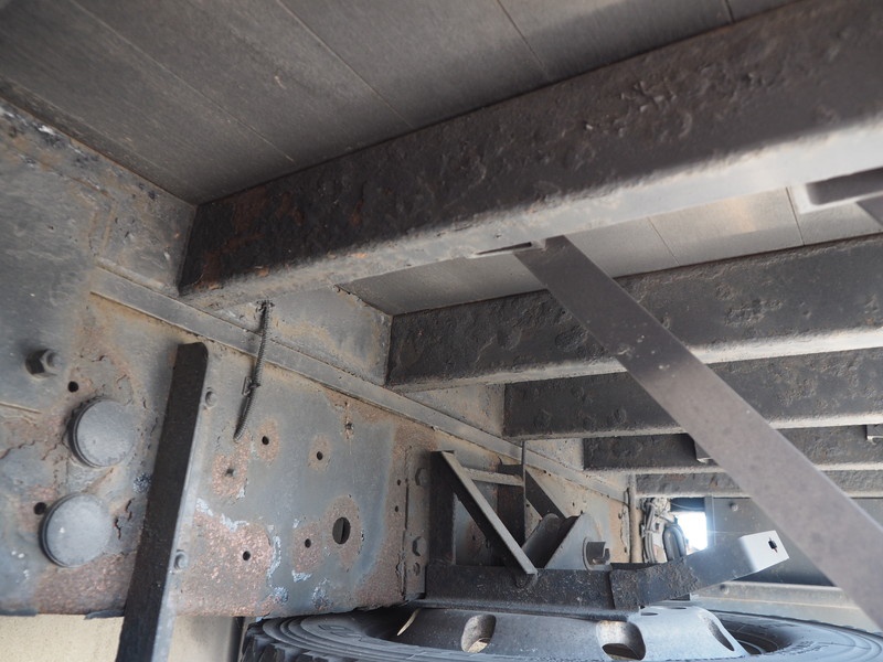 日野 プロフィア 平ボディ 大型 KS-FW1EXWJ 年式 H17[写真31]