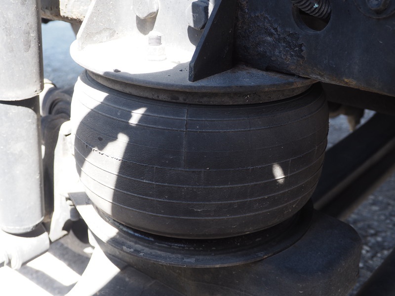 日野 プロフィア 平ボディ 大型 KS-FW1EXWJ 年式 H17[写真42]