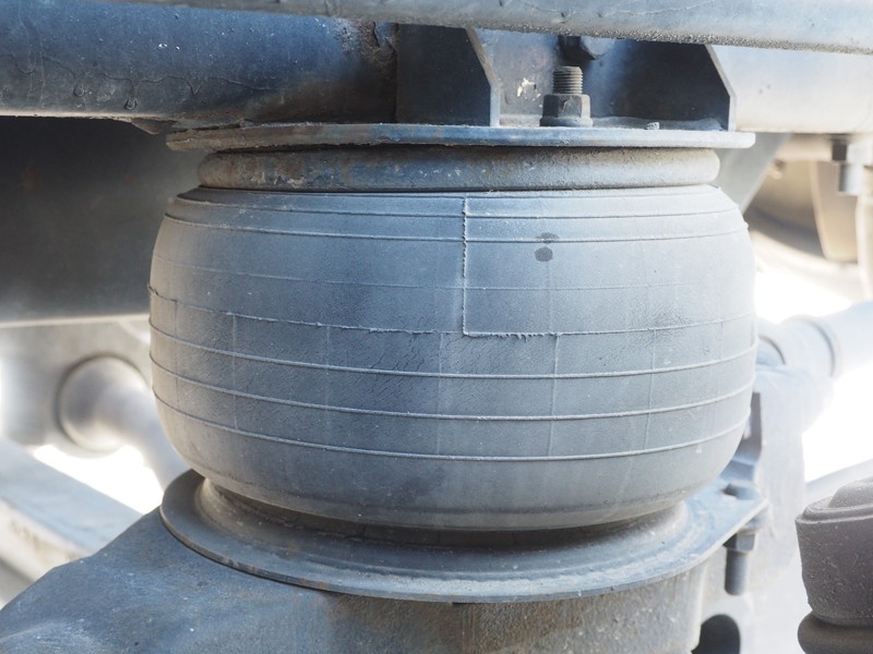 日野 プロフィア 平ボディ 大型 KS-FW1EXWJ 年式 H17[写真43]