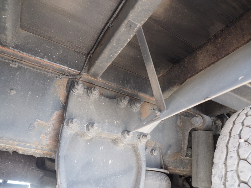 日野 プロフィア 平ボディ 大型 KS-FW1EXWJ 年式 H17[写真35]