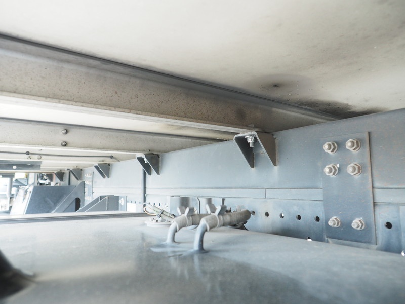 いすゞ フォワード 冷凍バン 中型 PKG-FRR90S2 年式 H21[写真38]