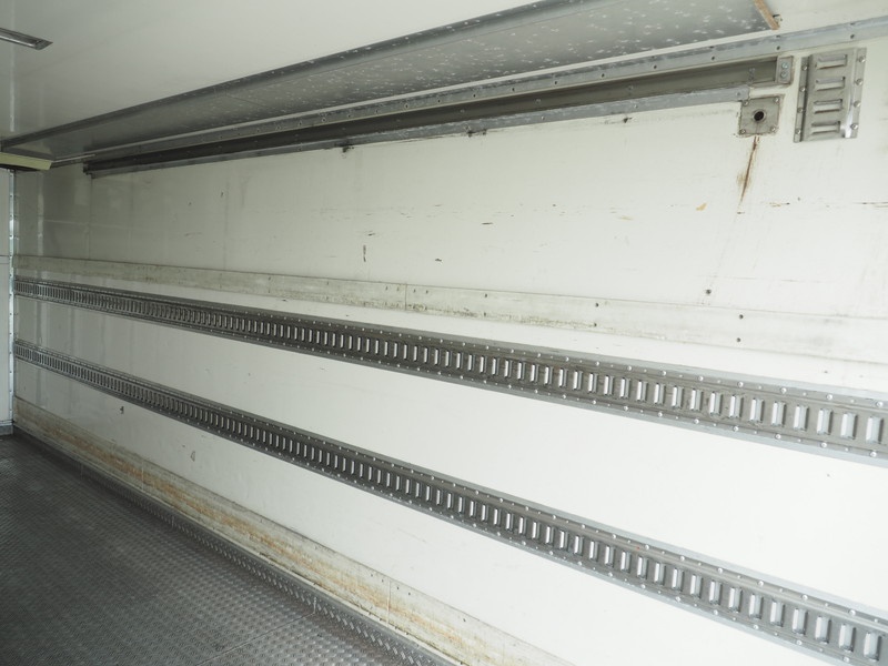 いすゞ フォワード 冷凍バン 中型 PKG-FRR90S2 年式 H21[写真22]