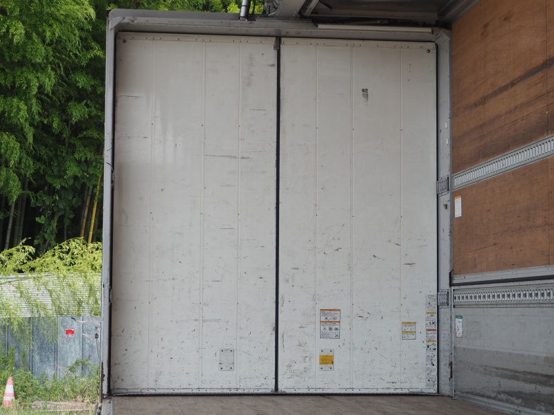 いすゞ ギガ ウイング車 大型 PKG-CYJ77W8 年式 H20[写真16]