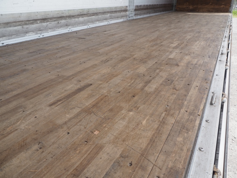 いすゞ ギガ ウイング車 大型 PKG-CYJ77W8 年式 H20[写真14]