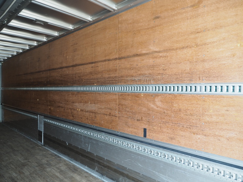 いすゞ ギガ ウイング車 大型 PKG-CYJ77W8 年式 H20[写真31]