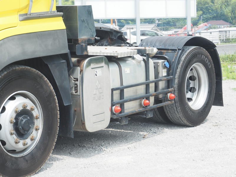 三菱ふそう スーパーグレート トラクタ 大型 LKG-FP54VDR 年式 H24[写真11]