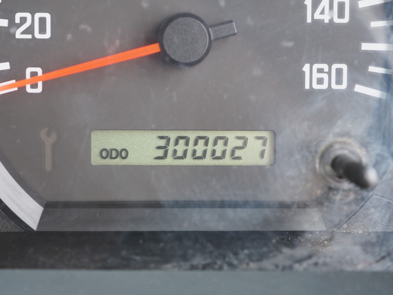 いすゞ エルフ バン車 小型 BKG-NPR85AN 年式 H23[写真28]