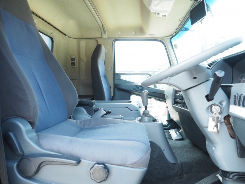 三菱ふそう ファイター ウイング車 中型 TKG-FK64F 年式 H25[写真37]