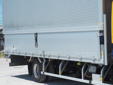 いすゞ フォワード ウイング車 中型 TKG‐FRR90T2 年式 H26 [写真10]