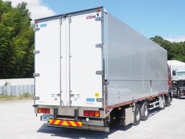 いすゞ ギガ ウイング車 大型 QKG-CYJ77A 年式 H25 [写真06]