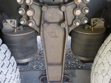 いすゞ ギガ ウイング車 大型 QKG-CYJ77A 年式 H25 [写真44]