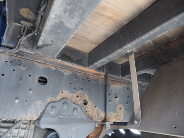 日野 プロフィア 平ボディ 大型 KS-FW1EXWJ 年式 H17 [写真32]