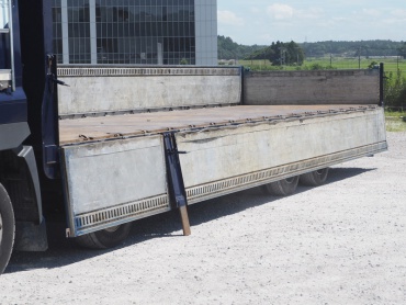 日野 プロフィア 平ボディ 大型 KS-FW1EXWJ 年式 H17 [写真14]