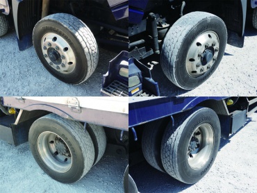 日野 プロフィア 平ボディ 大型 KS-FW1EXWJ 年式 H17 [写真49]