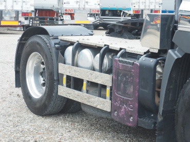 日野 グランドプロフィア トラクタ 大型 QKG-SH1EDDG 年式 H27[写真09]