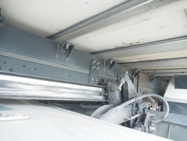 いすゞ フォワード 冷凍バン 中型 PKG-FRR90S2 年式 H21 [写真37]