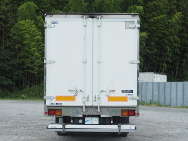 いすゞ フォワード 冷凍バン 中型 PKG-FRR90S2 年式 H21 [写真06]