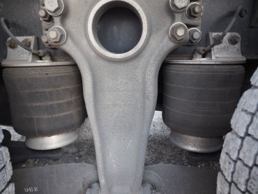 いすゞ ギガ ウイング車 大型 PKG-CYJ77W8 年式 H20 [写真46]