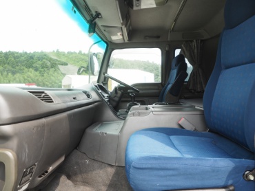 いすゞ ギガ ウイング車 大型 PKG-CYJ77W8 年式 H20 [写真40]