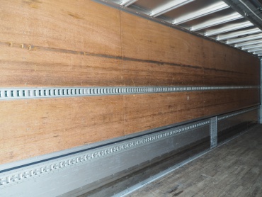 いすゞ ギガ ウイング車 大型 PKG-CYJ77W8 年式 H20 [写真30]