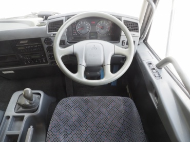 三菱ふそう ファイター 平ボディ 中型 PA-FK61F 年式 H19 [写真28]