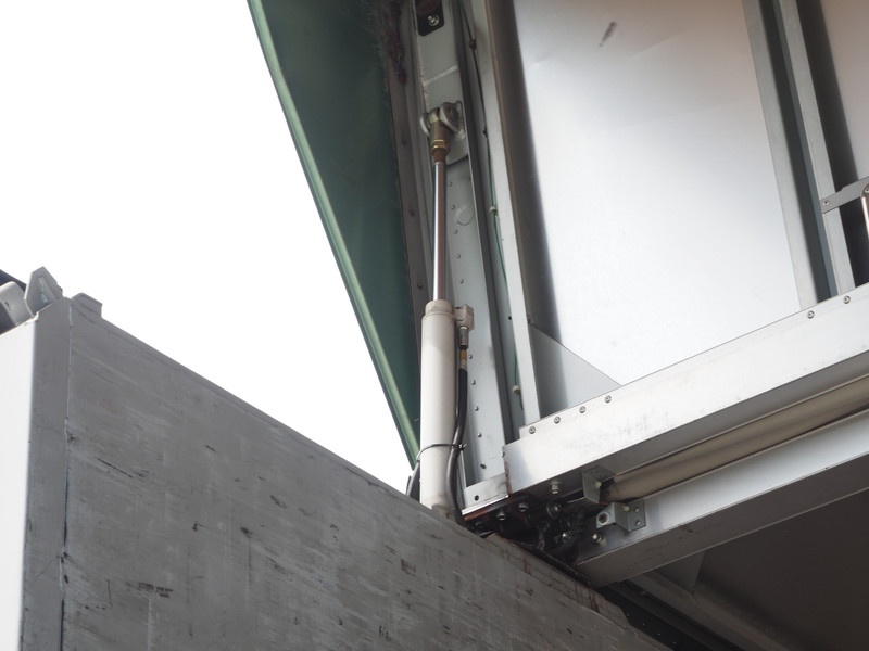 日野 グランドプロフィア ウイング車 大型 BKG-FW1EXYG 年式 H20[写真26]