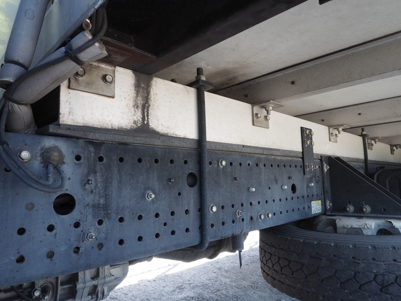 いすゞ フォワード 冷凍バン 中型 SKG-FRR90S2 年式 H24[写真32]