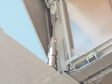 いすゞ ギガ ウイング車 大型 LKG-CYJ77A 年式 H24 [写真24]