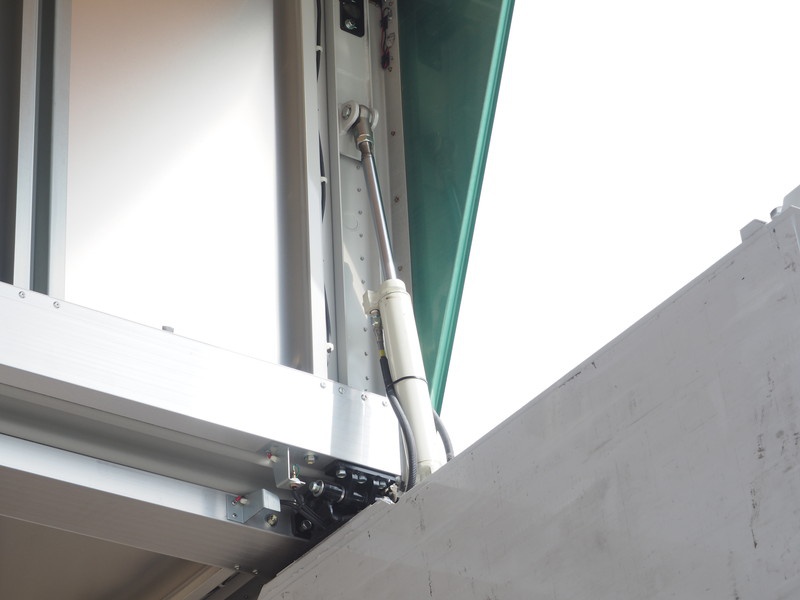 日野 グランドプロフィア ウイング車 大型 QPG-FW1EXEG 年式 H27[写真17]