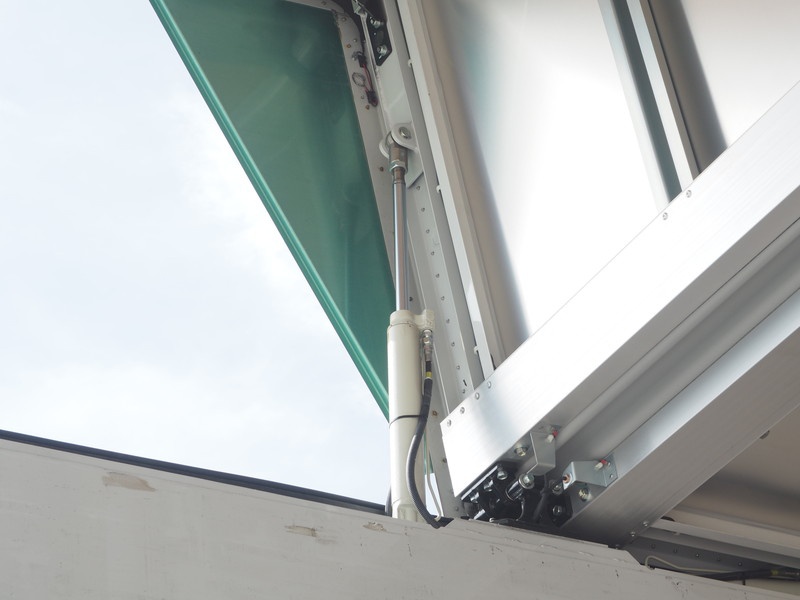 日野 グランドプロフィア ウイング車 大型 QPG-FW1EXEG 年式 H27[写真24]