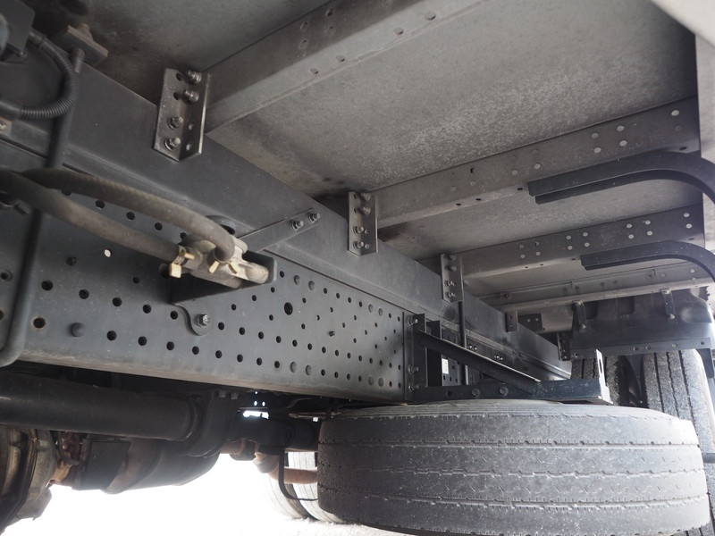 いすゞ エルフ バン車 小型 BKG-NPR85AN 年式 H22[写真34]