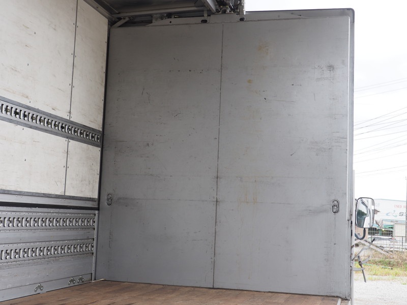 いすゞ エルフ ウイング車 小型 PA-NPR81N 年式 H18[写真13]