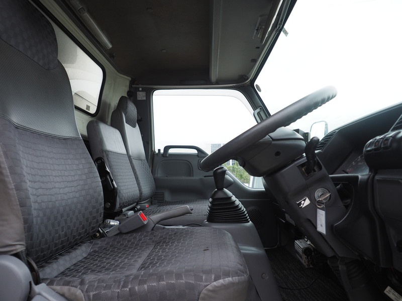 いすゞ エルフ ウイング車 小型 PA-NPR81N 年式 H18[写真33]