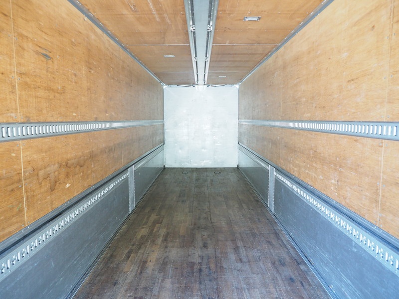 いすゞ ギガ ウイング車 大型 PKG-CYJ77W8 年式 H21[写真11]