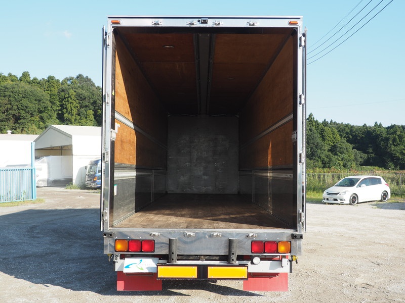 いすゞ ギガ ウイング車 大型 PKG-CYJ77W8 年式 H21[写真10]