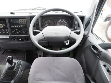 いすゞ フォワード 冷凍バン 中型 TKG-FRR90S2 年式 H26[写真32]
