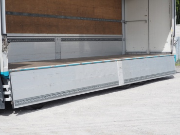 日野 グランドプロフィア ウイング車 大型 QPG-FW1EXEG 年式 H27 [写真23]