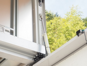 日野 グランドプロフィア ウイング車 大型 QPG-FW1EXEG 年式 H27 [写真25]