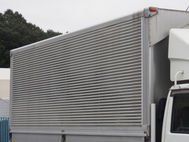 いすゞ エルフ ウイング車 小型 PA-NPR81N 年式 H18 [写真09]