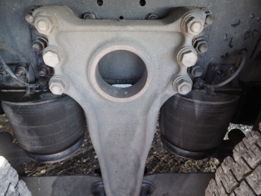 いすゞ ギガ ウイング車 大型 PKG-CYJ77W8 年式 H21 [写真16]