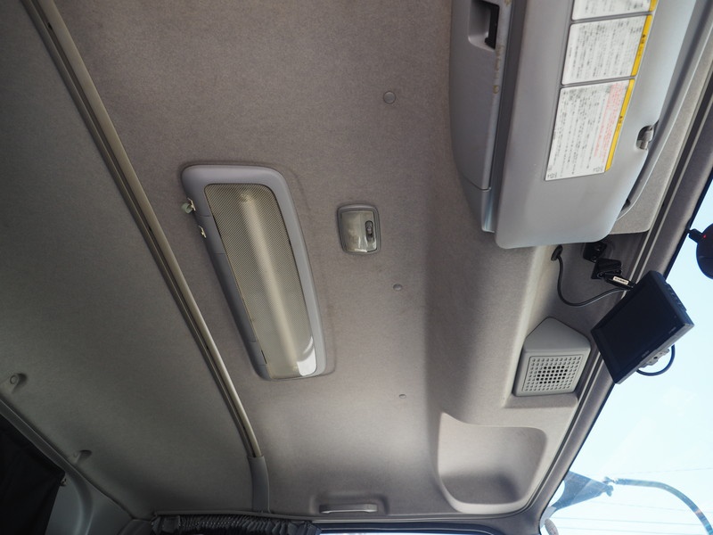 いすゞ フォワード 冷凍バン 中増t LKG-FTR34T2 年式 H23[写真25]