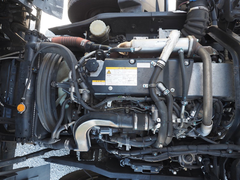 いすゞ フォワード 冷凍バン 中増t LKG-FTR34T2 年式 H23[写真42]