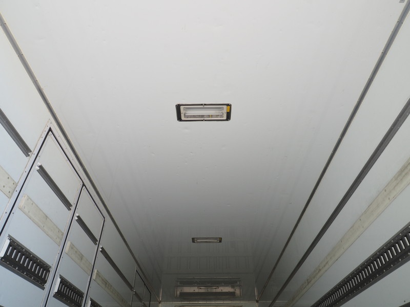 いすゞ フォワード 冷凍バン 中増t LKG-FTR34T2 年式 H23[写真18]