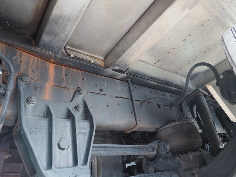 三菱ふそう スーパーグレート 平ボディ 大型 BDG-FS55JZ 年式 H21[写真31]