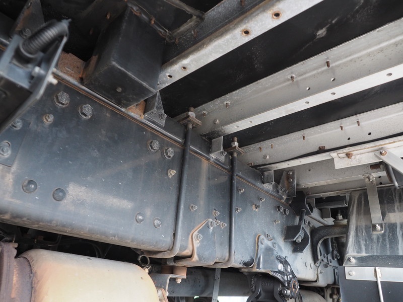 三菱ふそう スーパーグレート ウイング車 大型 QKG-FS54VZ 年式 H24[写真34]