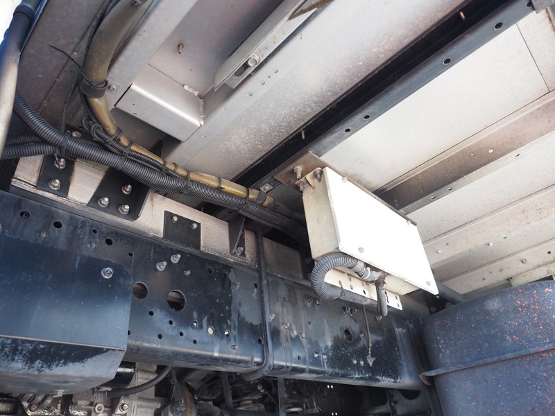 三菱ふそう ファイター 冷凍ウイング 中型 PDG-FK61F 年式 H19[写真41]