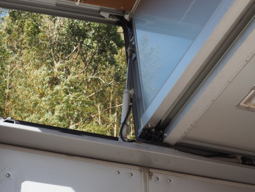 日野 レンジャー ウイング車 中増t ADG-FE8JLWG 年式 H18 [写真18]