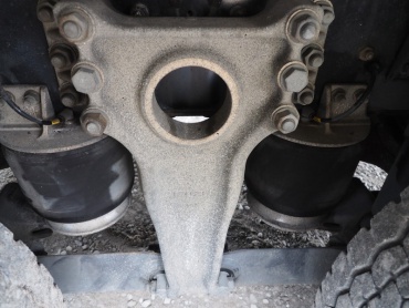 いすゞ ギガ ウイング車 大型 PJ-CYJ51W5 年式 H17 [写真44]