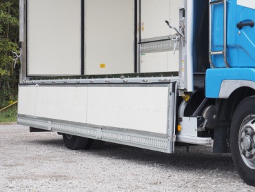 三菱ふそう ファイター 冷凍ウイング 中型 PA-FK61F 年式 H18 [写真13]