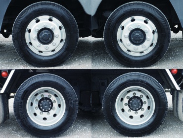 三菱ふそう スーパーグレート ウイング車 大型 QKG-FS54VZ 年式 H24 [写真35]